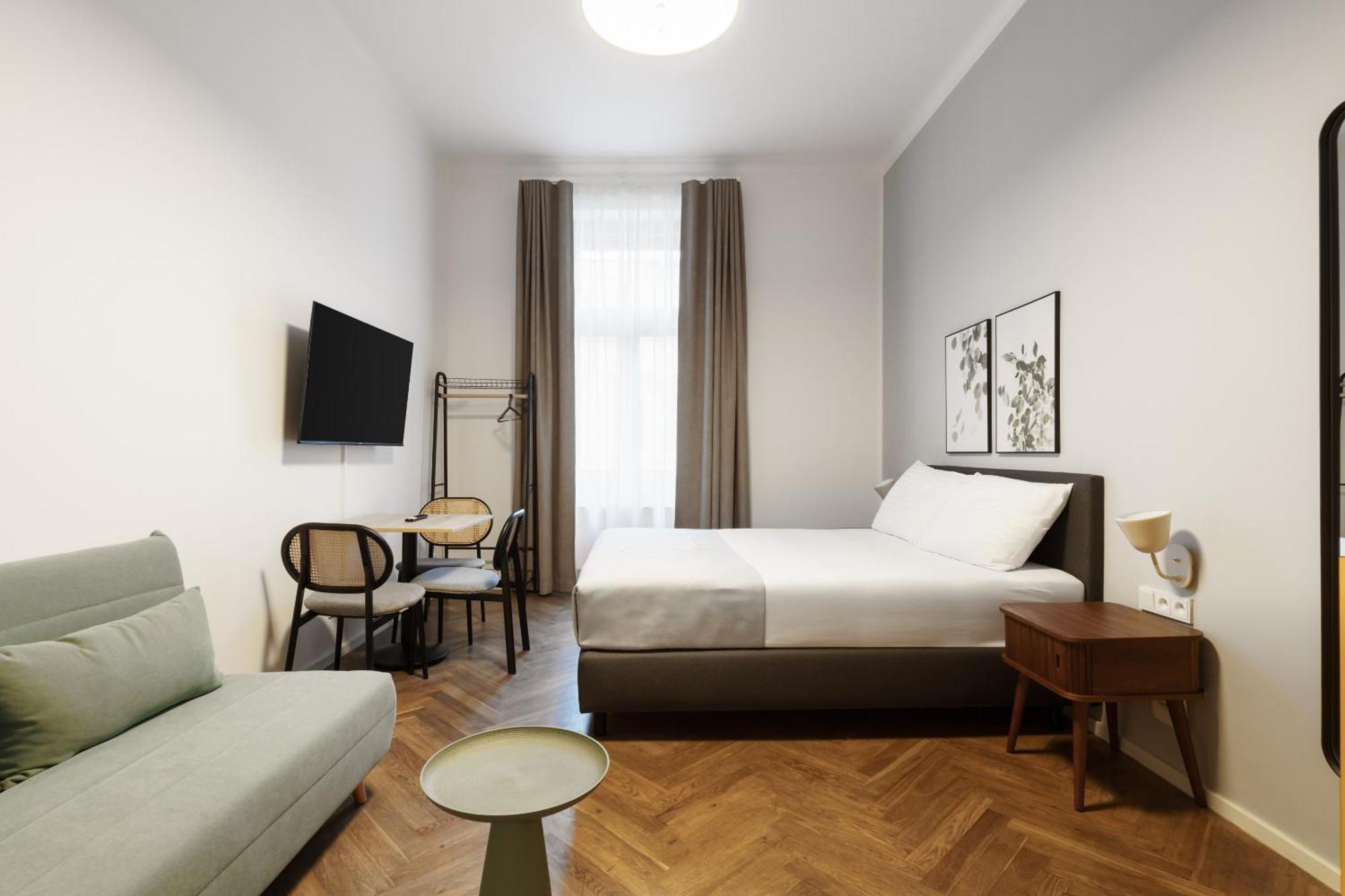 Apart-hotel Limehome Halkova 4*